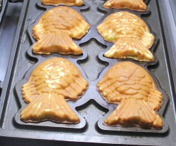 Máy làm bánh hình cá Taiyaki VNJCB-1S